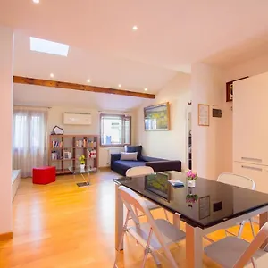  Apartment Ca' Lunetta - 5' From St. Square